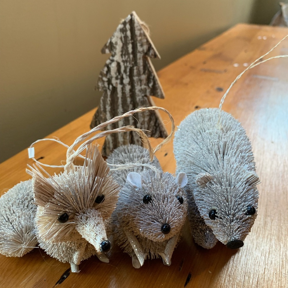 Holiday ornaments / bottle bristle and wood ornaments / bear, chipmunk,f…